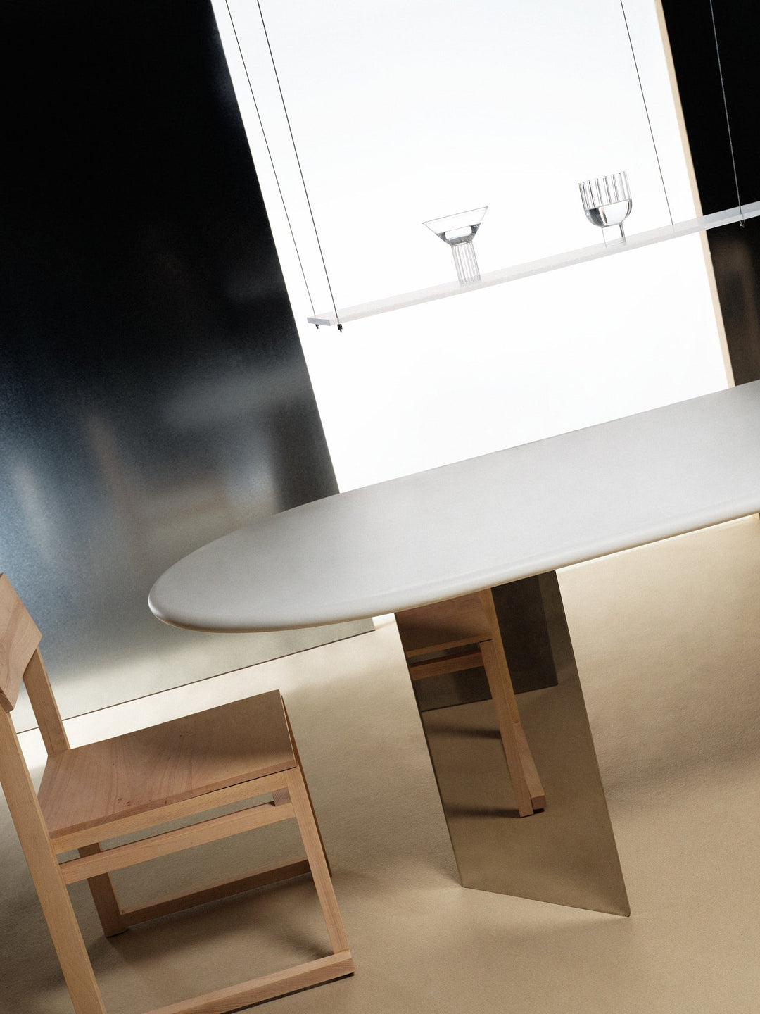Adol dining table - TrynTrend
