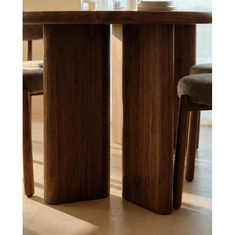 Aina_Round_Walnut_4