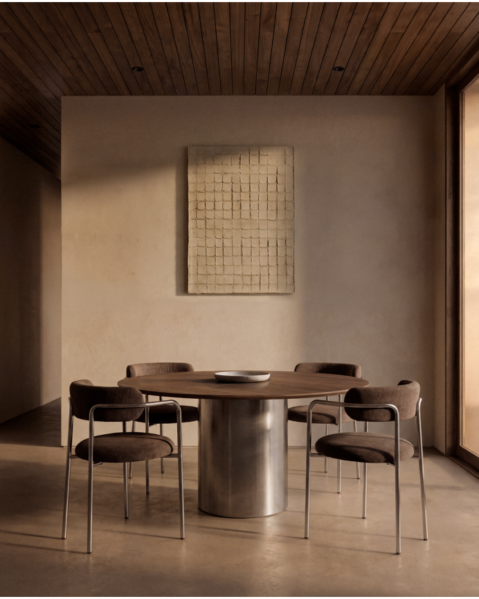 Cleo_Round_Walnut_2