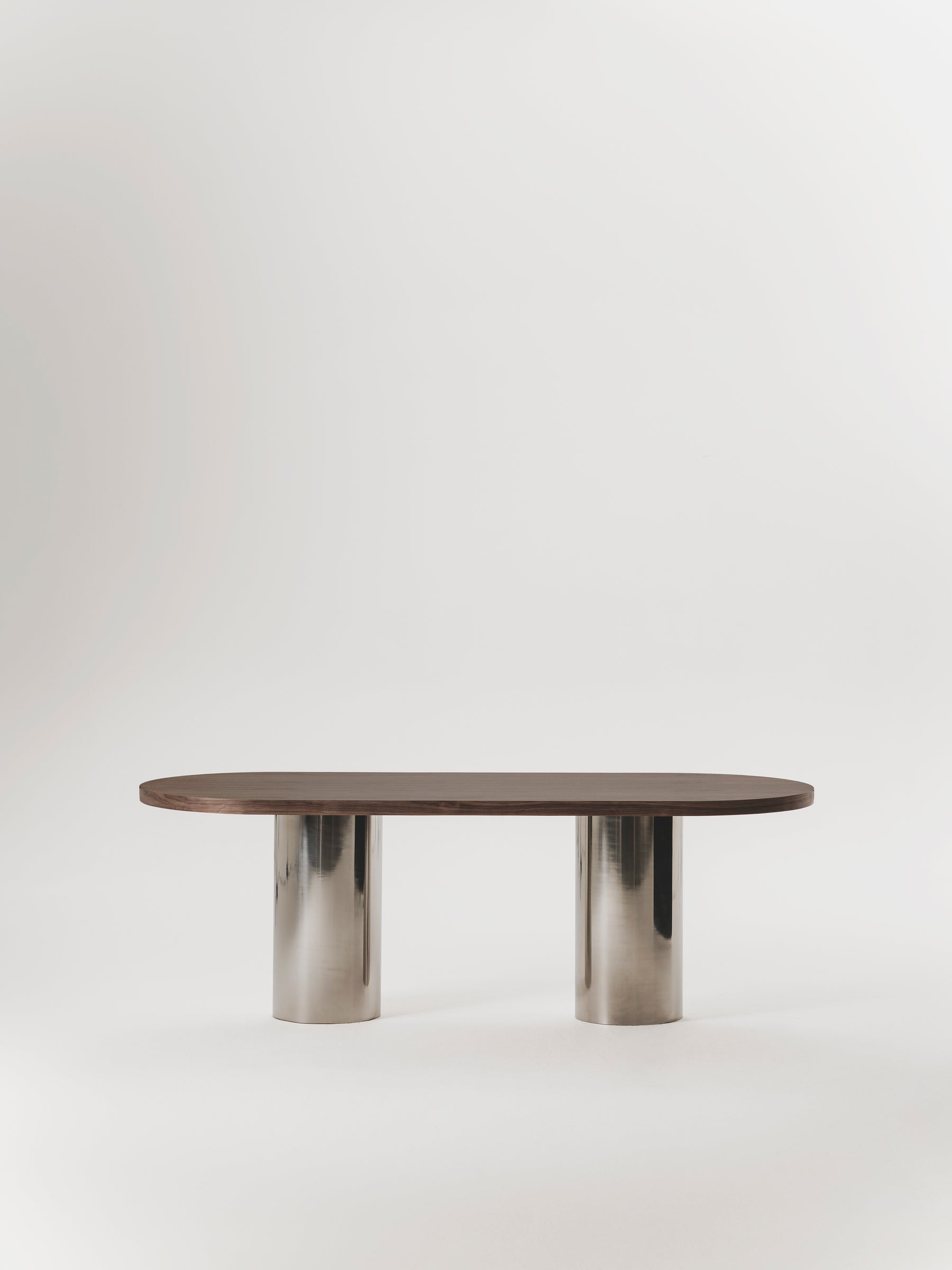 Arsen dining table - TrynTrend