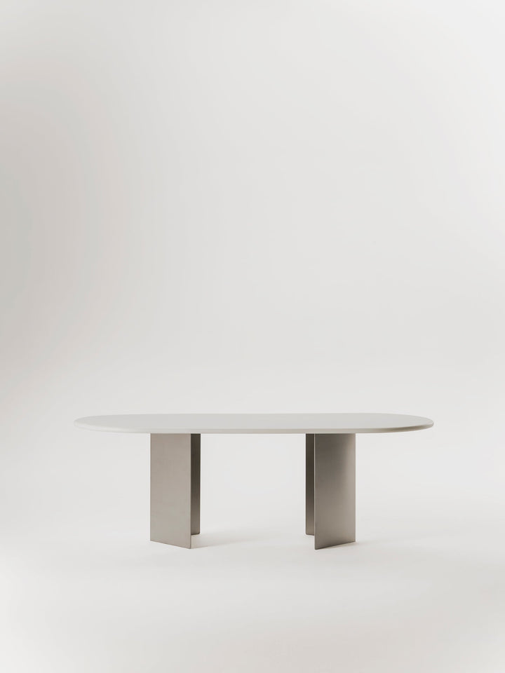 Adol dining table - TrynTrend