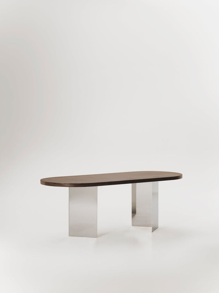 Mara dining table - TrynTrend
