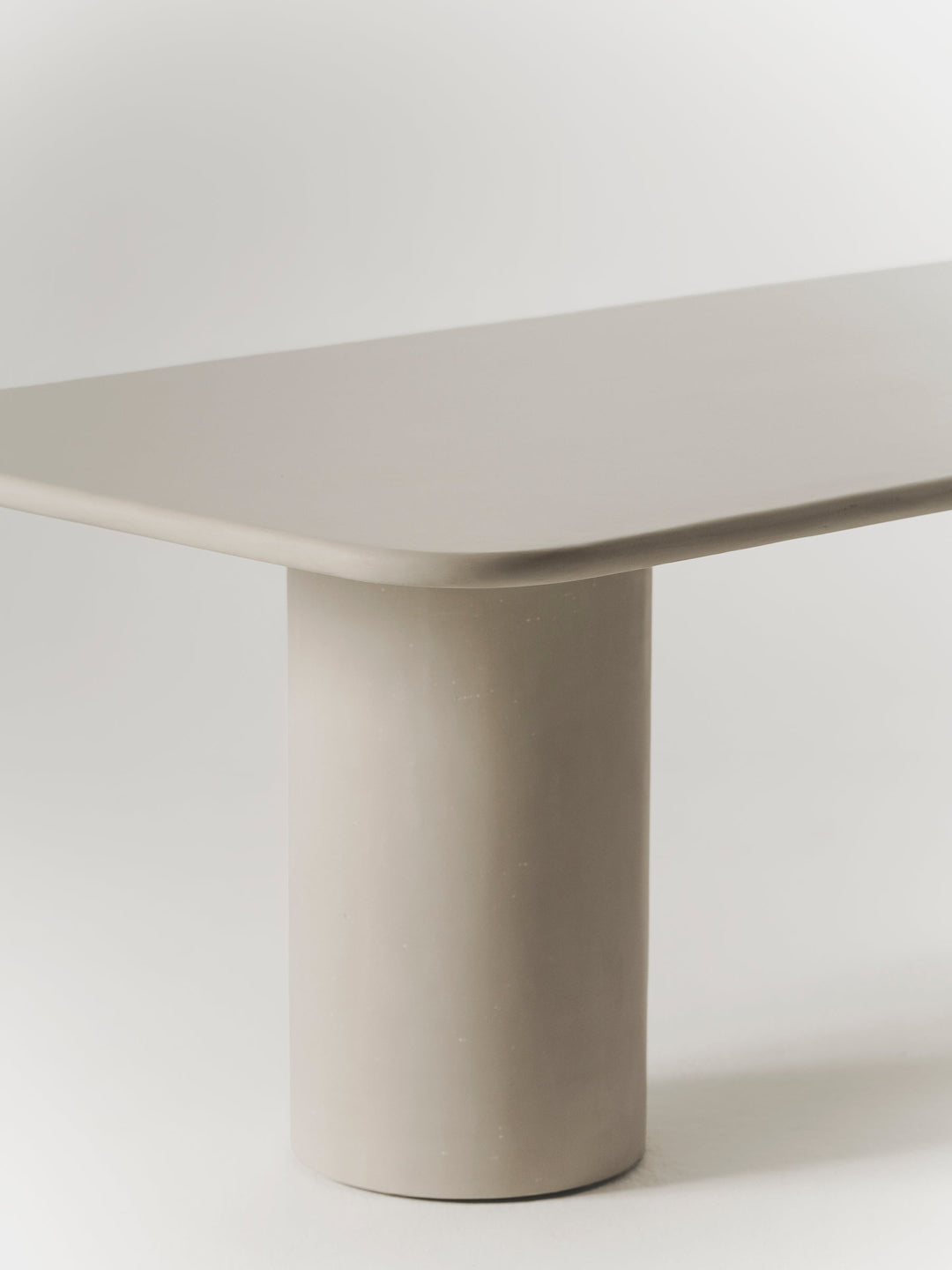 Julinha dining table - TrynTrend