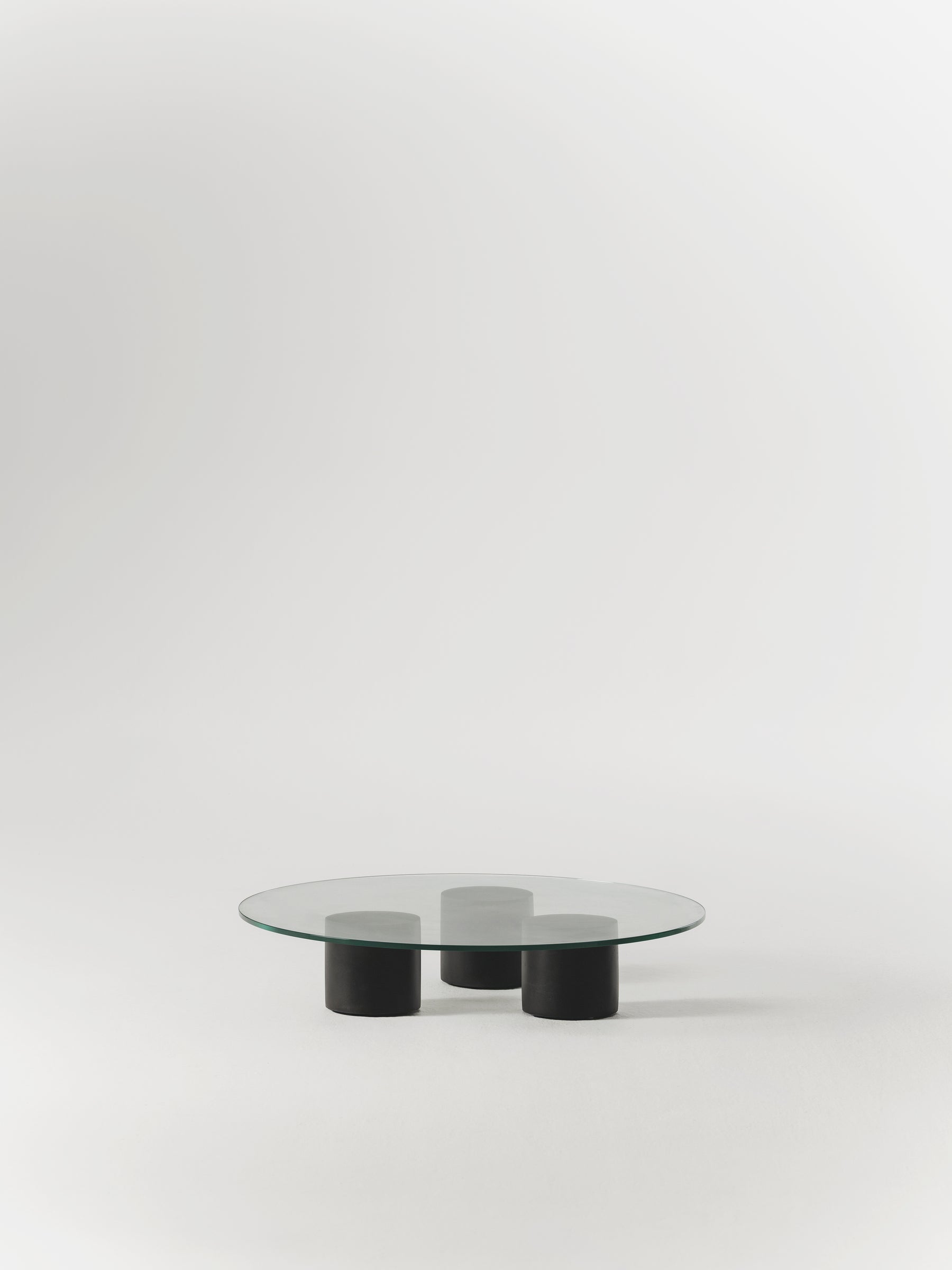 Carmene glass coffee table - TrynTrend