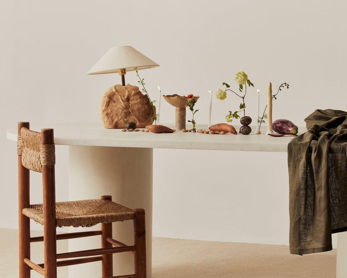Reye_dining_table_off_white_2