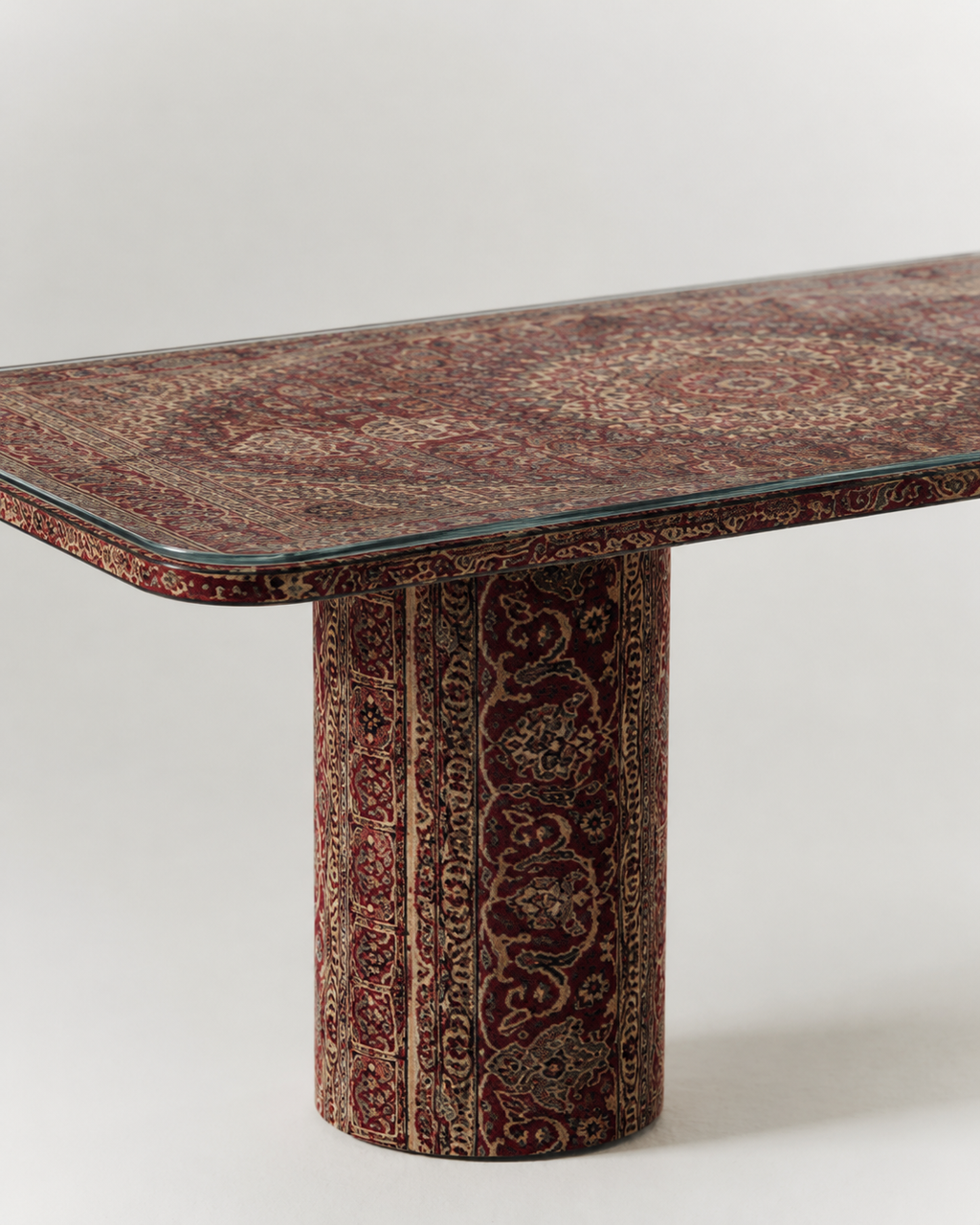 Carpets dining table