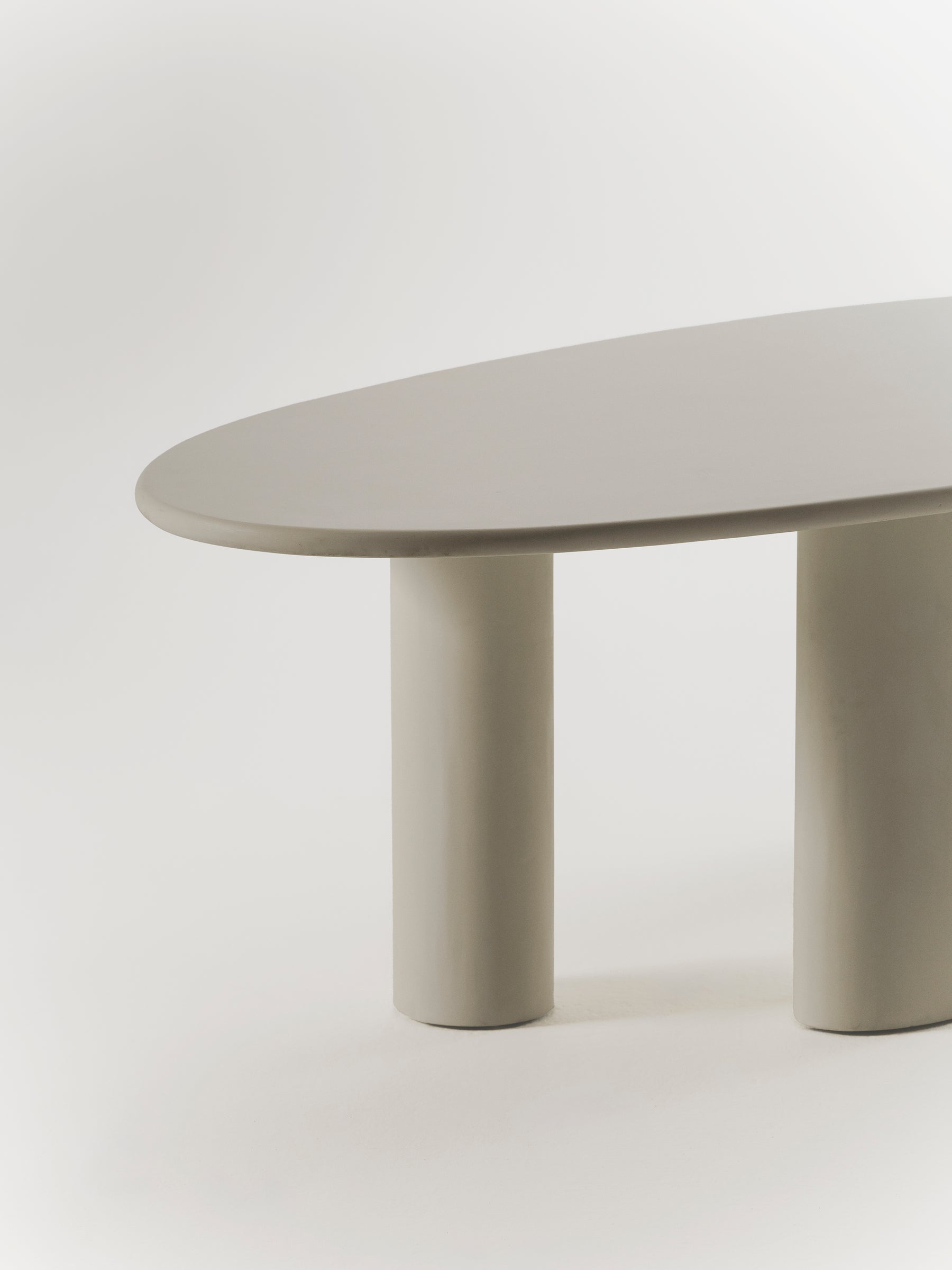 Graça Dining table - TrynTrend