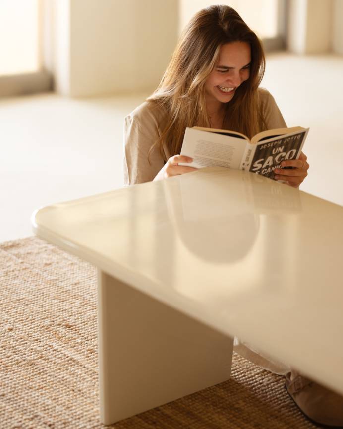 Bimba_Gloss_White_High_Gloss_Off_White_06