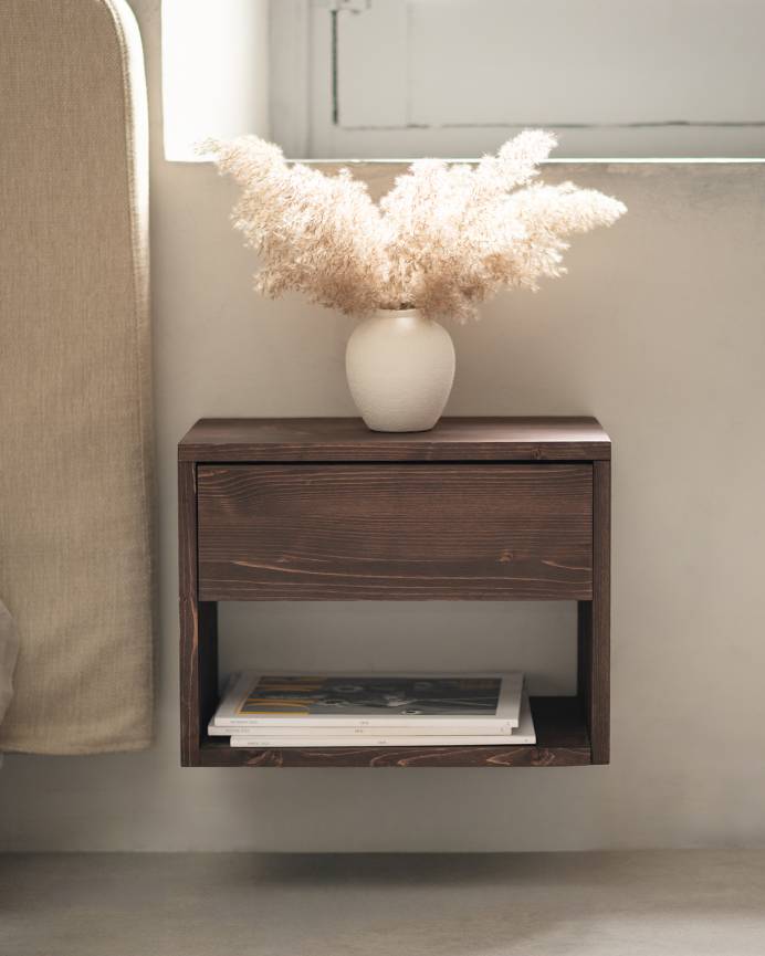 Vera_Walnut_Float2_Walnut_02
