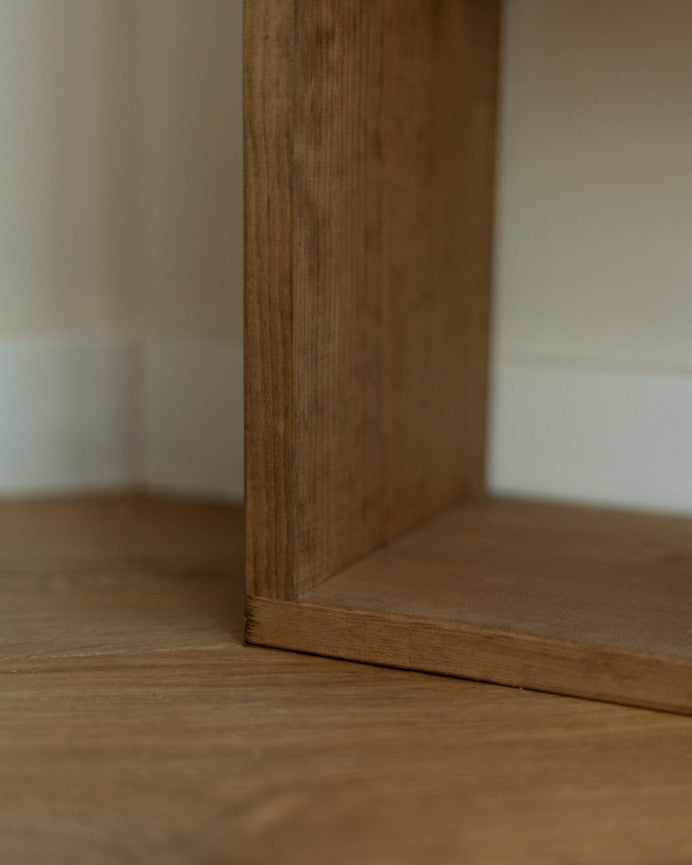 Saura_Dark_3SA_Dark_Oak_05