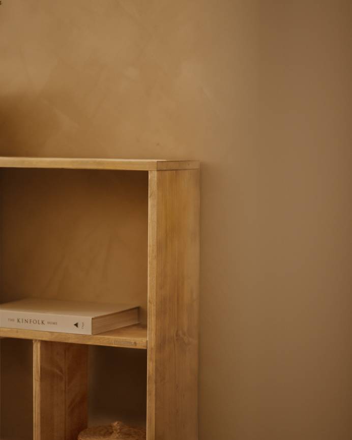 Saura_Medium_Grid_Medium_Oak_03