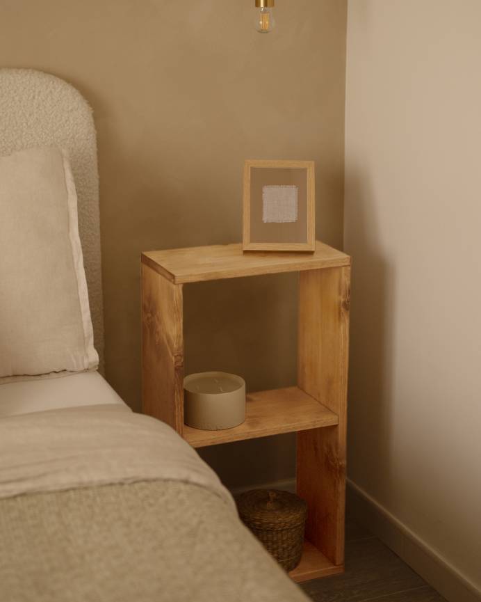 Saura_Medium_1S_Medium_Oak_04