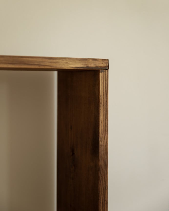 Saura_Walnut_3S_Walnut_03