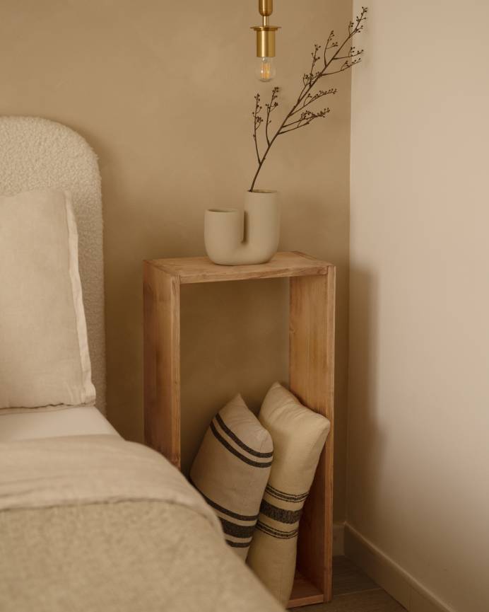 Saura_Side_Medium_Medium_Oak_04