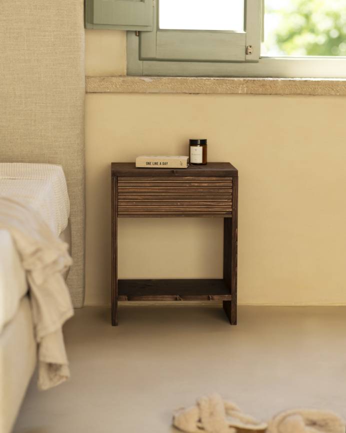 Ubud_Medium_40x29_Walnut_03