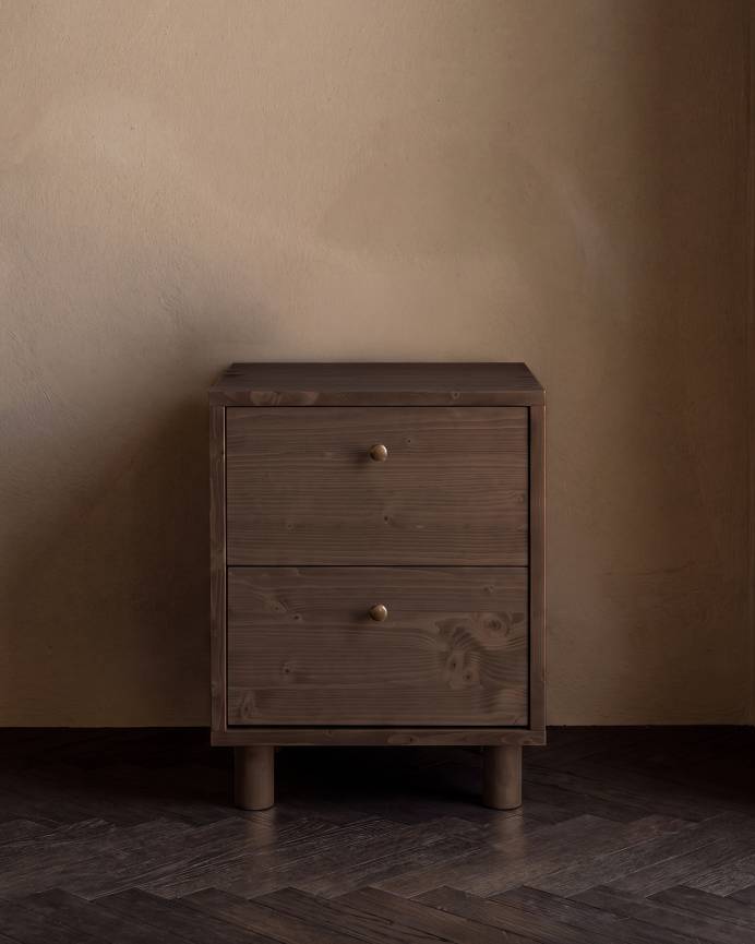 Saura_Medium_2D_Walnut_01