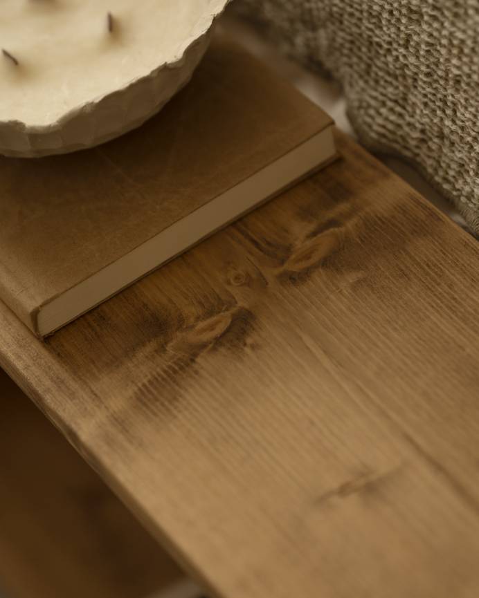 Saura_Dark_Grid_Dark_Oak_04