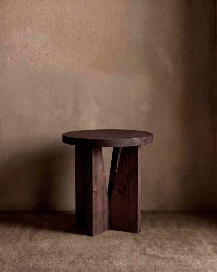 Vega_Walnut_40x40_Walnut_01