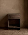 Martina_Walnut_40x29_Walnut_01