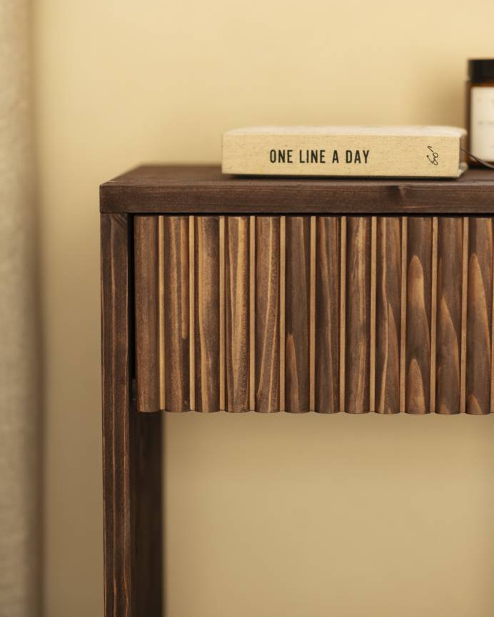 Bali_Walnut_40x29_Walnut_04