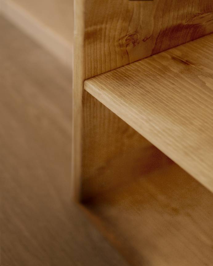 Saura_Medium_4SA_Medium_Oak_03