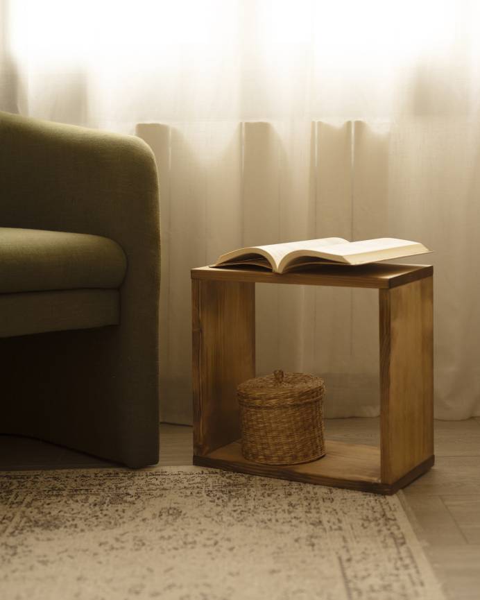 Saura_Dark_Dark_Oak_02