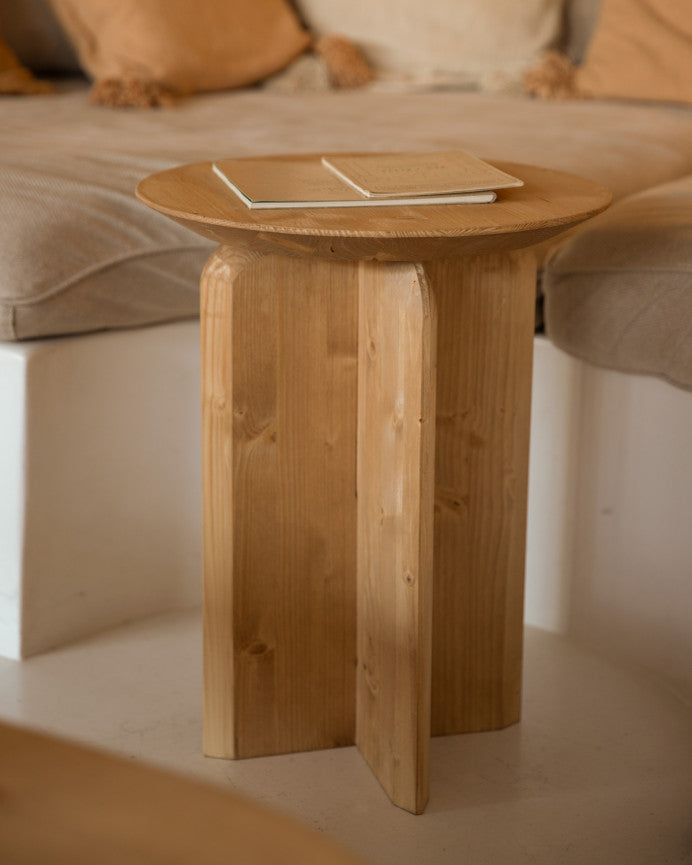 Bloom_Side_Medium_Medium_Oak_04